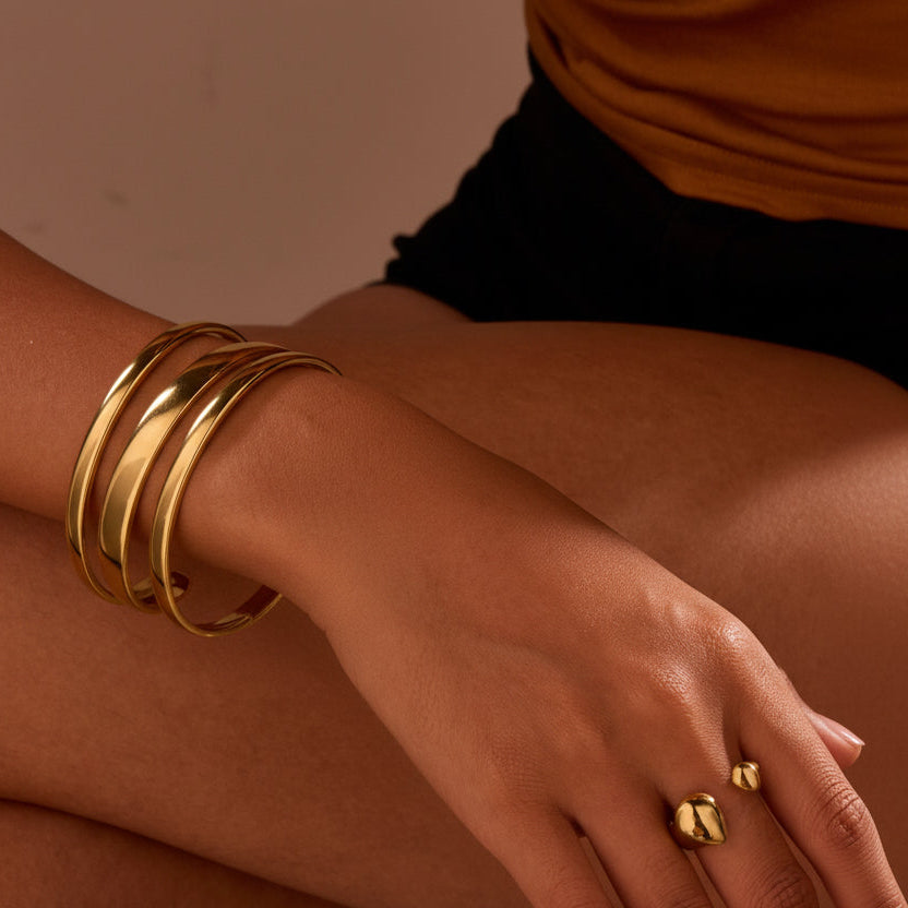Simple Opening Gold Bracelet