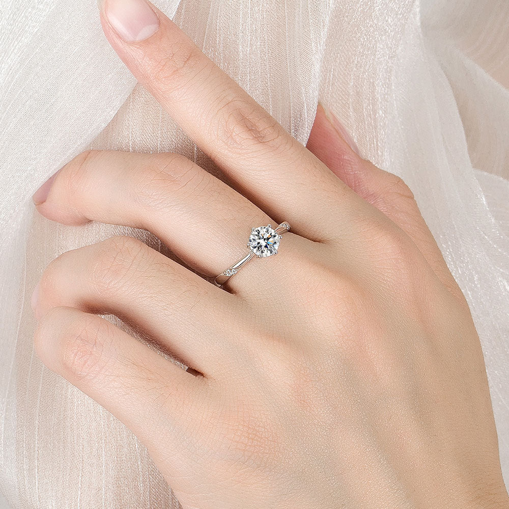 Adjustable Zircon ring